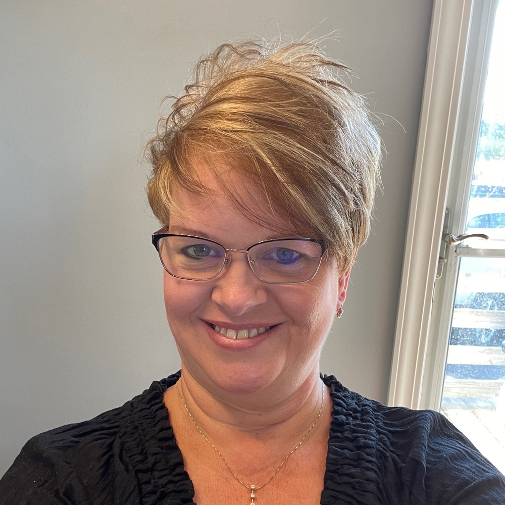 Meet your Posher, Amy